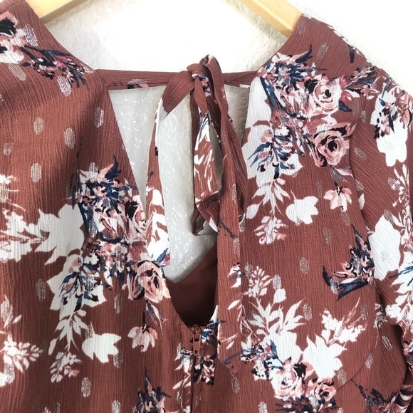 NWOT Mauve Floral Dress With Bell Sleeves - Picture 6 of 7
